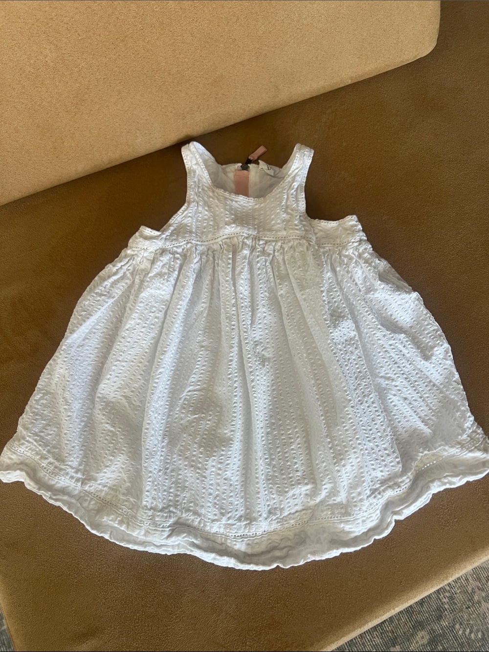 EGG white shirt 2T